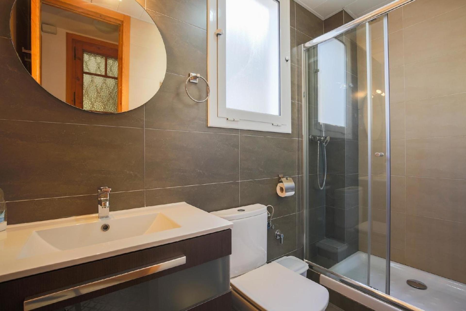 Apartment Fuer 3 Personen Ca 40 Qm In Barcelona-gracia, Costa Brava Costa Del Maresme Barcelona