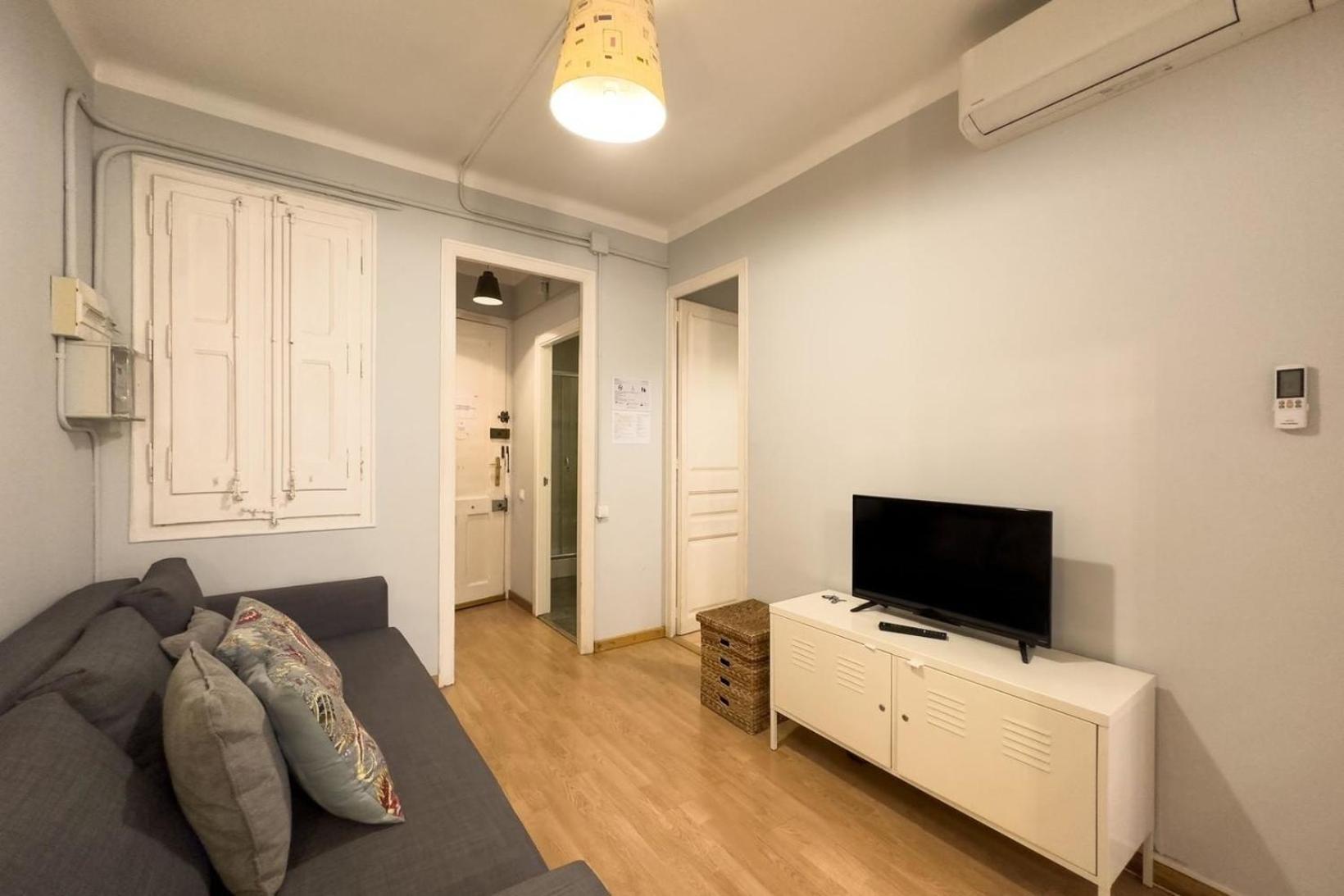 Fuer 3 Personen Ca 40 Qm In Barcelona-gracia, Costa Brava Costa Del Maresme