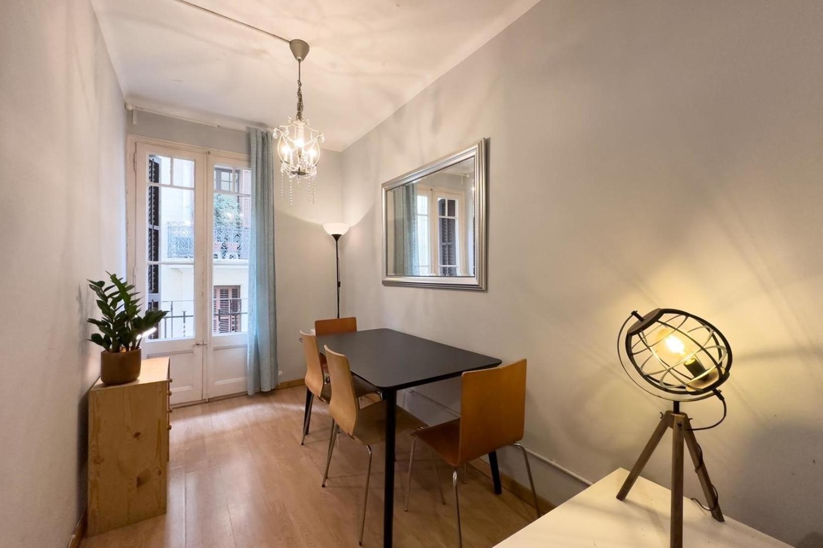 Fuer 3 Personen Ca 40 Qm In Barcelona-gracia, Costa Brava Costa Del Maresme Apartment