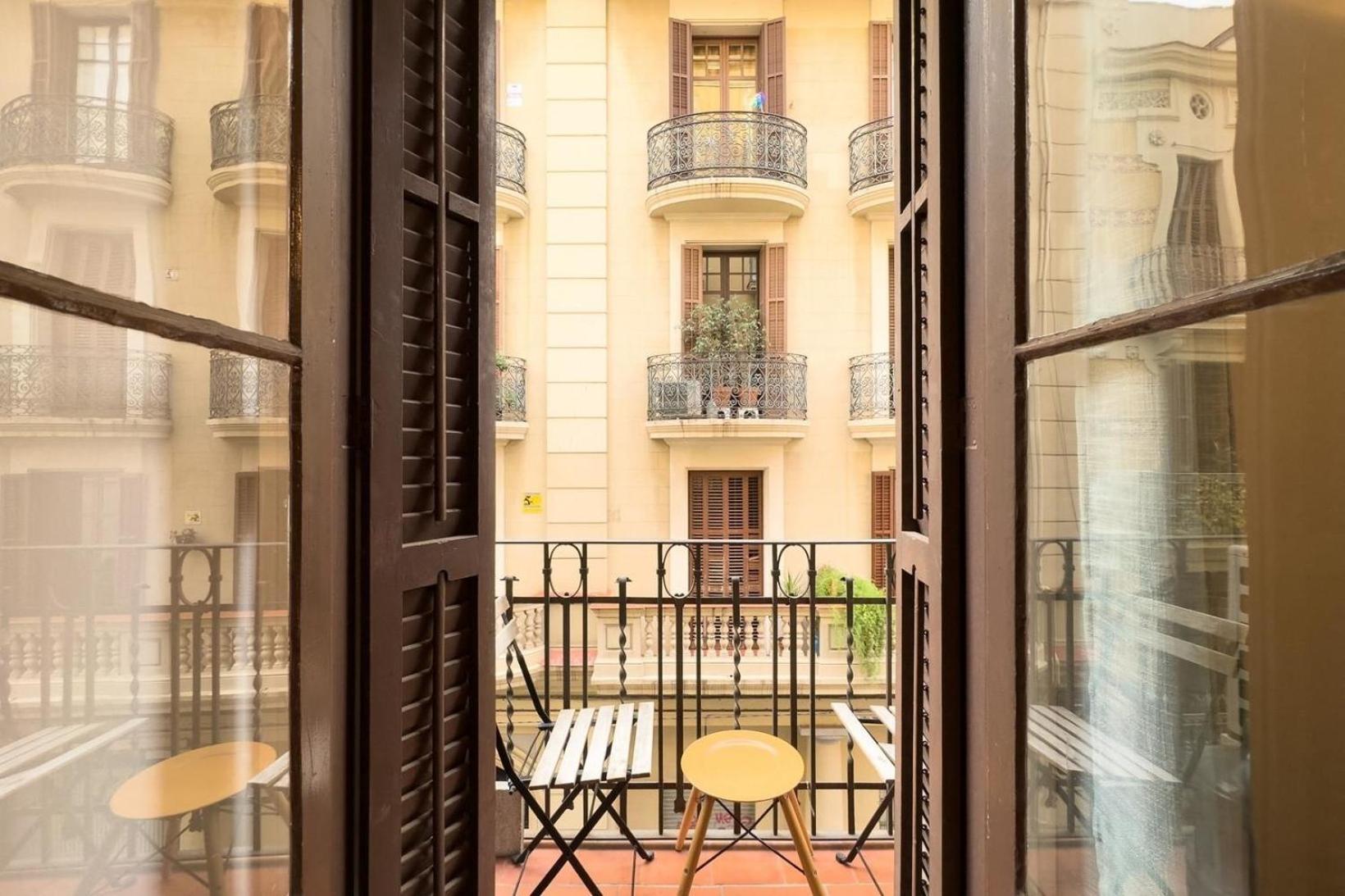 Fuer 3 Personen Ca 40 Qm In Barcelona-gracia, Costa Brava Costa Del Maresme